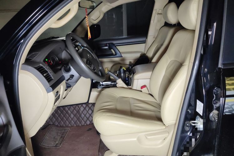 Used Toyota Land Cruiser  Left Front Seat