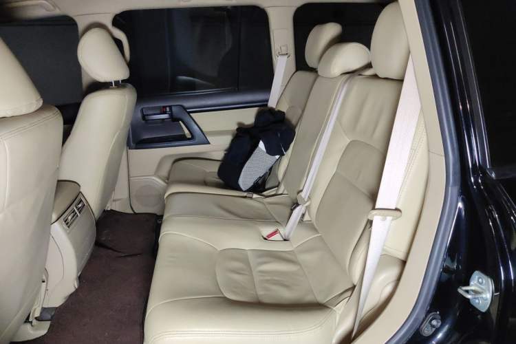 Used Toyota Land Cruiser  Left Rear Seat