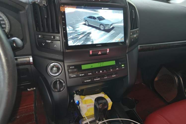 Used Toyota Land Cruiser 2014 4.0L Automatic Parallel Import Version Audio And AC Panel