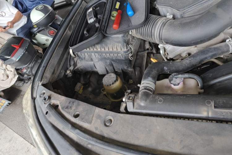 Used Toyota Land Cruiser 2014 4.0L Automatic Parallel Import Version Engine Bay Right
