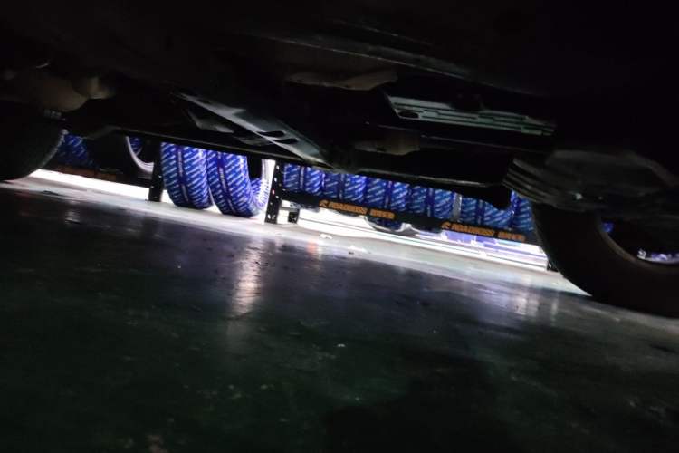 Used Toyota Land Cruiser  Chassis Front Right
