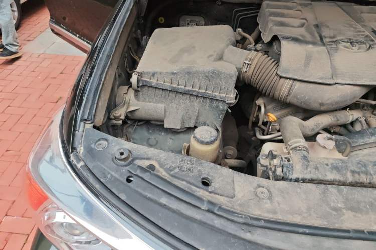 Used Toyota Land Cruiser  Engine Bay Right