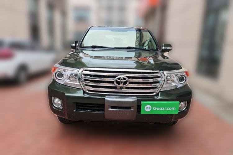 Used Toyota Land Cruiser  Front