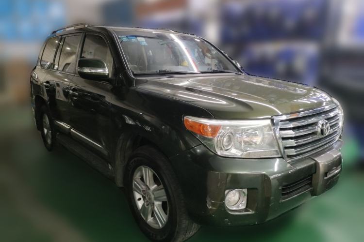 Used Toyota Land Cruiser  Front Right 45 Deg