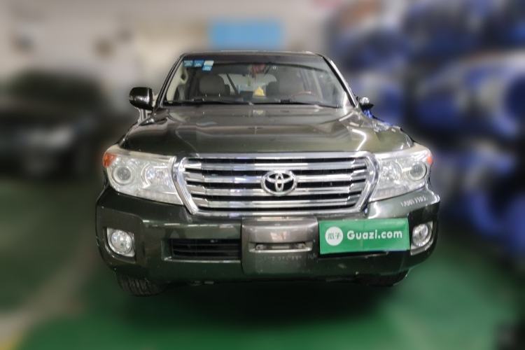 Used Toyota Land Cruiser  Front