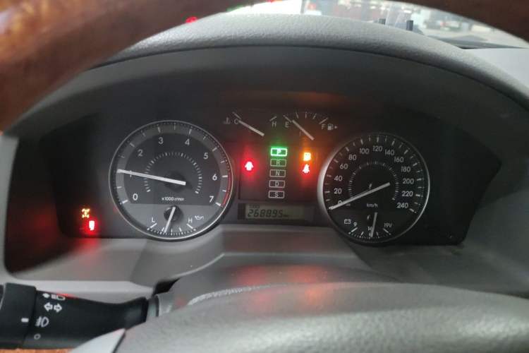 Used Toyota Land Cruiser  Instrument Cluster