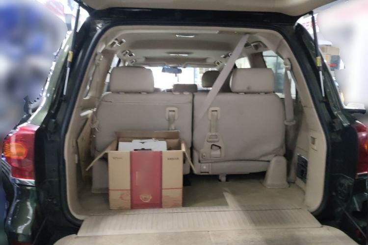 Used Toyota Land Cruiser  Trunk