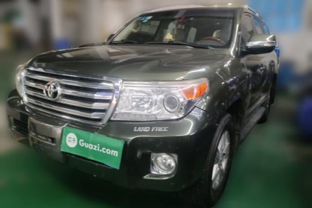 Used Toyota Land Cruiser Toyota Land Cruiser, 4.0L, eight seats, automatic, gasoline
