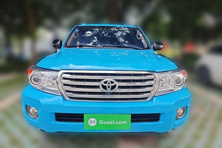 Used Toyota Land Cruiser  Front