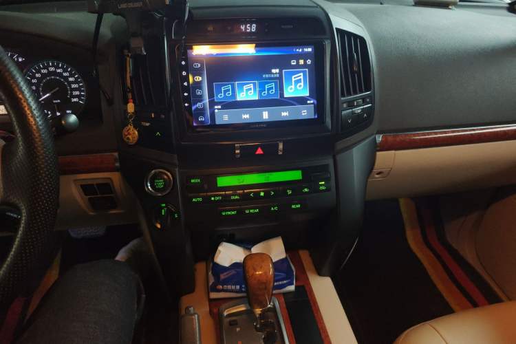 Used Toyota Land Cruiser  Audio And AC Panel