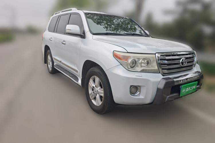 Used Toyota Land Cruiser  Front Right 45 Deg