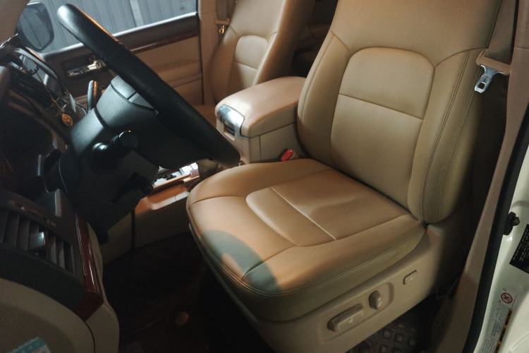 Used Toyota Land Cruiser  Left Front Seat