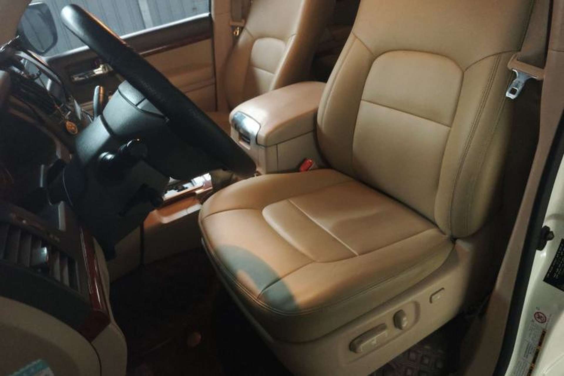 Used Toyota Land Cruiser  Left Front Seat