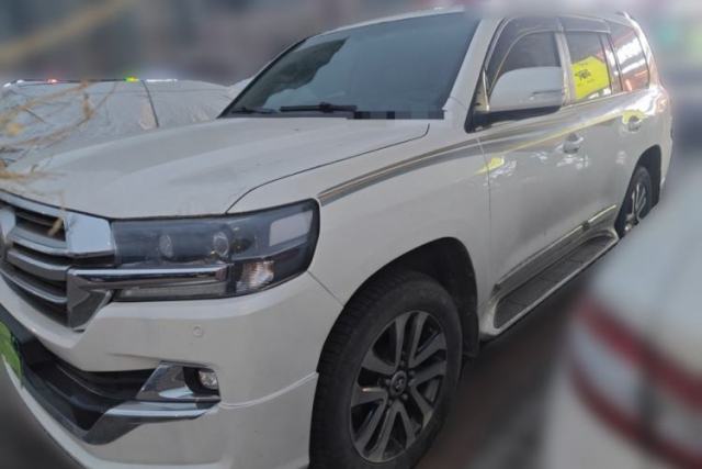 Used Toyota Land Cruiser 