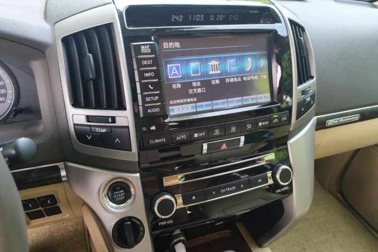 Used Toyota Land Cruiser  Audio And AC Panel