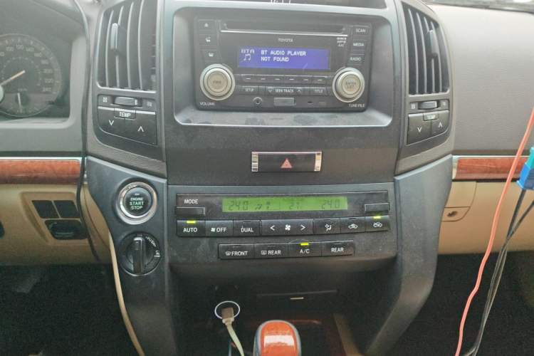 Used Toyota Land Cruiser  Audio And AC Panel