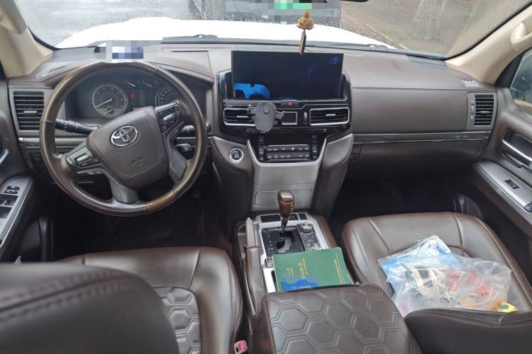 Used Toyota Land Cruiser  Center Console
