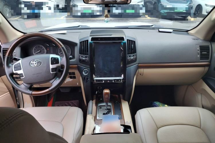 Used Toyota Land Cruiser 2014 4.0L Automatic Parallel Import Version 5 Seats Center Console