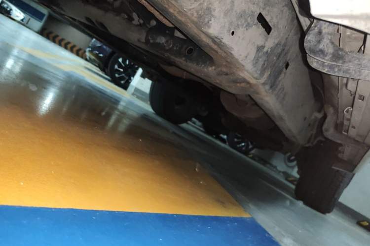 Used Toyota Land Cruiser  Chassis Front Left