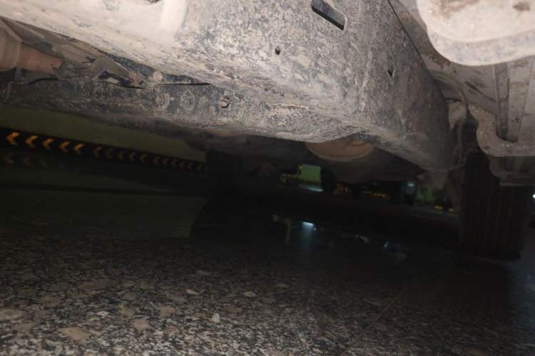 Used Toyota Land Cruiser  Chassis Front Left