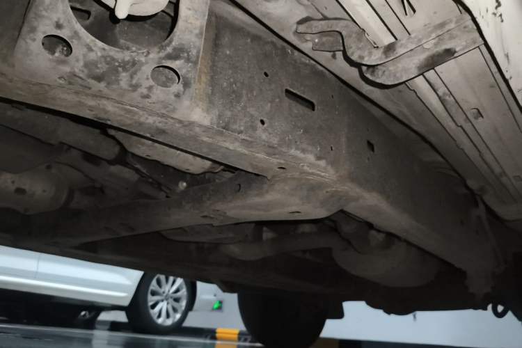Used Toyota Land Cruiser 2014 4.0L Automatic Parallel Import Version 5 Seats Chassis Front Left