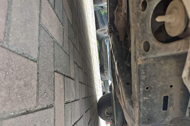 Used Toyota Land Cruiser  Chassis Front Left