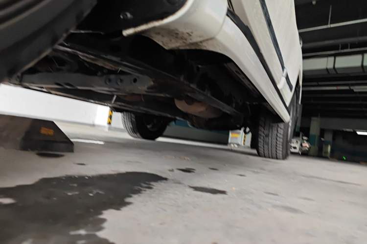 Used Toyota Land Cruiser 2014 4.0L Automatic Parallel Import Version Chassis Front Left