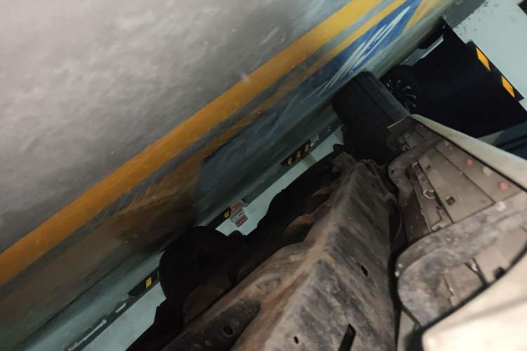 Used Toyota Land Cruiser  Chassis Front Right