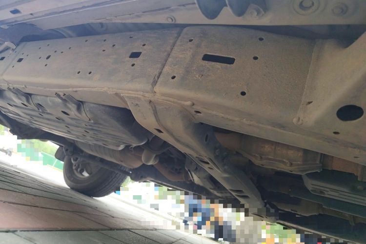 Used Toyota Land Cruiser  Chassis Front Right