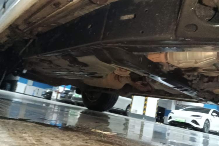 Used Toyota Land Cruiser  Chassis Front Right