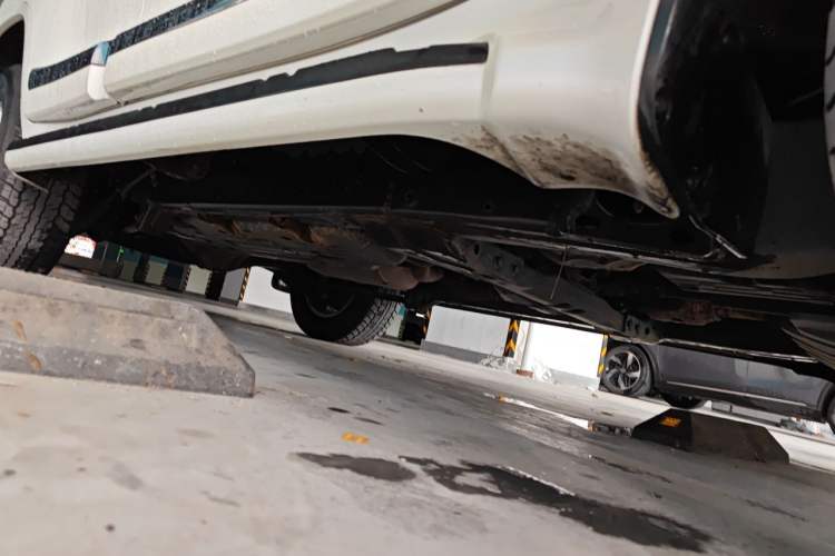 Used Toyota Land Cruiser 2014 4.0L Automatic Parallel Import Version Chassis Front Right