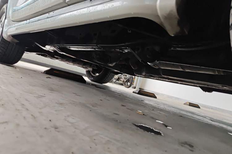 Used Toyota Land Cruiser 2014 4.0L Automatic Parallel Import Version Chassis Rear Left
