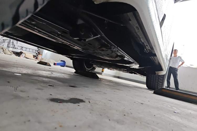 Used Toyota Land Cruiser 2014 4.0L Automatic Parallel Import Version Chassis Rear Right