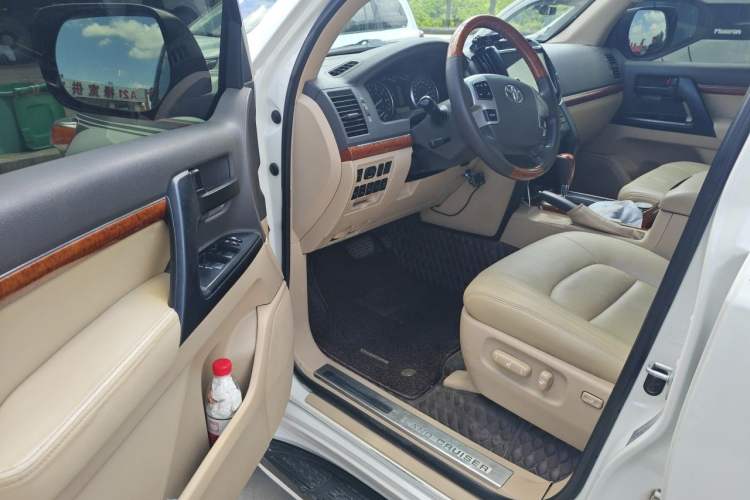 Used Toyota Land Cruiser  Driver Seat