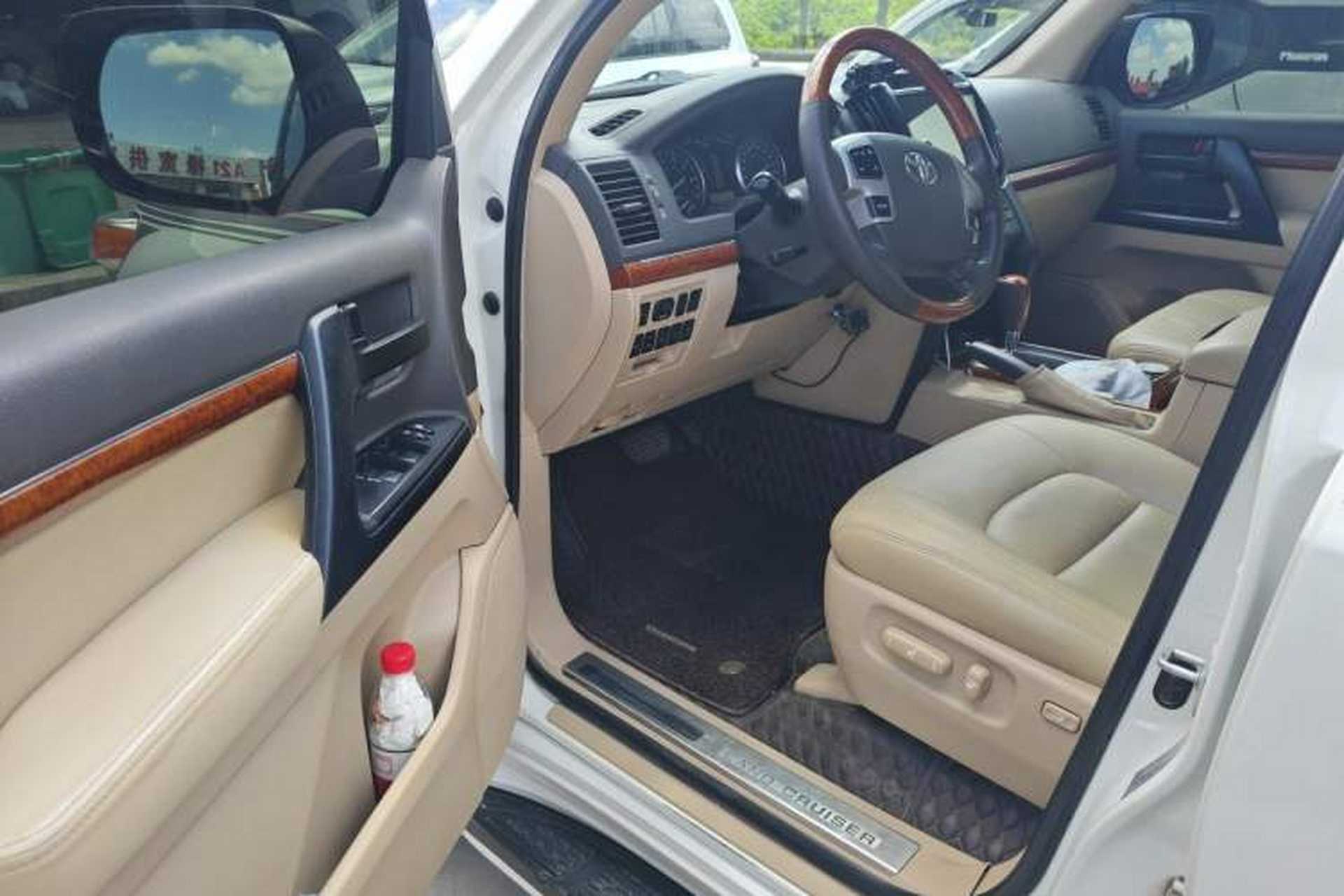 Used Toyota Land Cruiser  Driver Seat