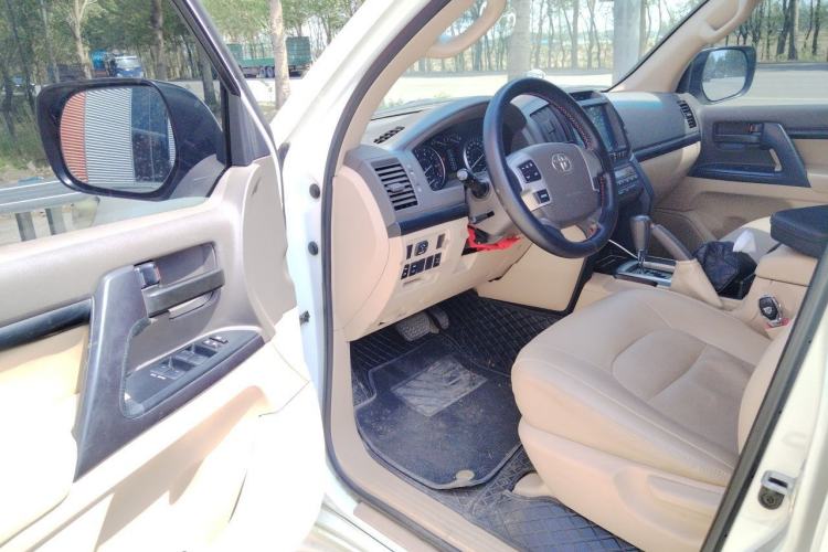 Used Toyota Land Cruiser 2014 4.0L Automatic Parallel Import Version 5 Seats Driver Seat