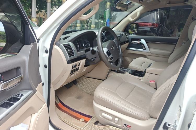 Used Toyota Land Cruiser  Driver Seat