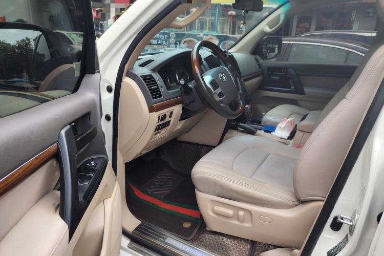 Used Toyota Land Cruiser 2014 4.0L Automatic Parallel Import Version 5 Seats Driver Seat