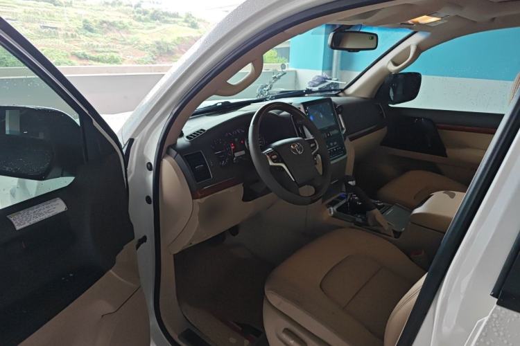 Used Toyota Land Cruiser 2014 4.0L Automatic Parallel Import Version Driver Seat