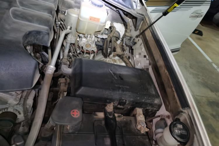 Used Toyota Land Cruiser  Engine Bay Left
