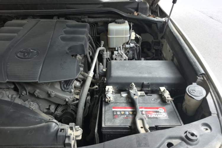 Used Toyota Land Cruiser  Engine Bay Left