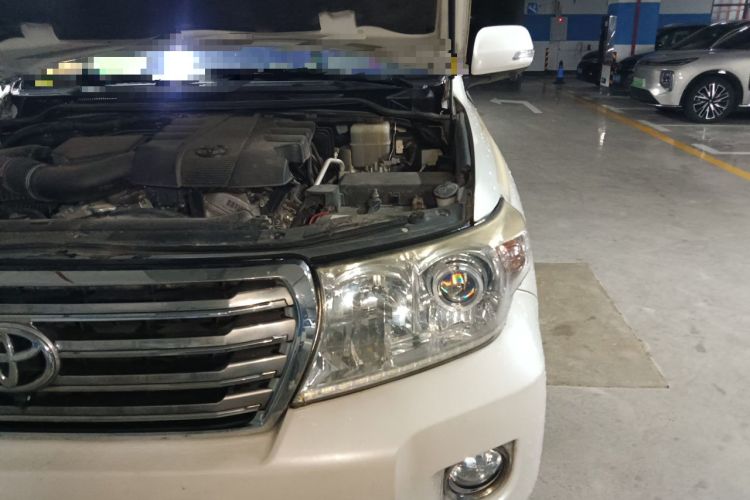 Used Toyota Land Cruiser  Engine Bay Left