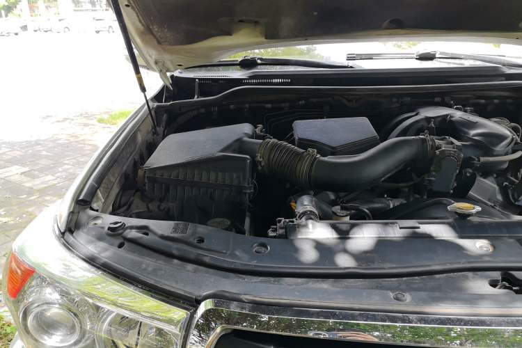 Used Toyota Land Cruiser 2014 4.0L Automatic Parallel Import Version Engine Bay Right
