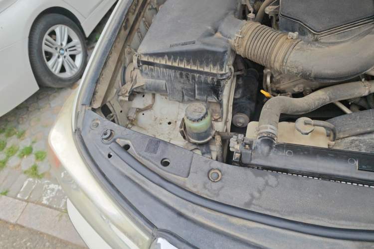 Used Toyota Land Cruiser  Engine Bay Right