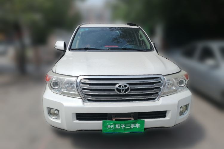 Used Toyota Land Cruiser  Front
