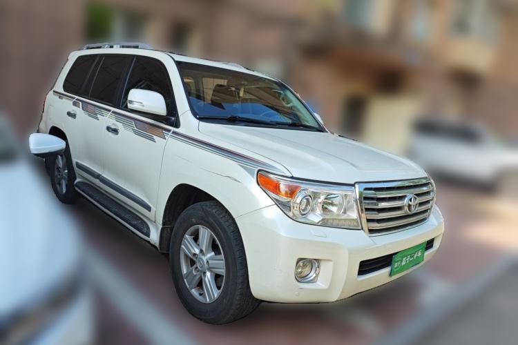 Used Toyota Land Cruiser  Front Right 45 Deg