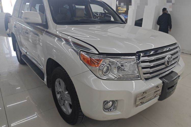 Used Toyota Land Cruiser 2014 4.0L Automatic Parallel Import Version Front Right 45 Deg
