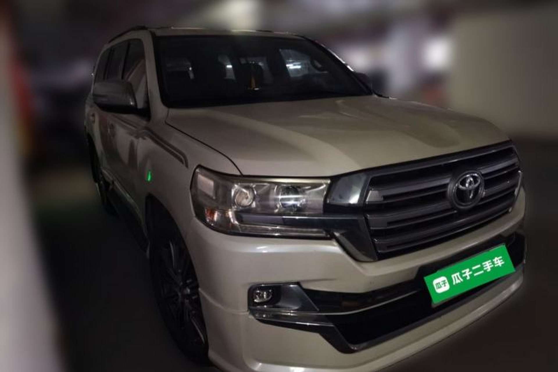 Used Toyota Land Cruiser 2014 4.0L Automatic Parallel Import Version 5 Seats Front Right 45 Deg