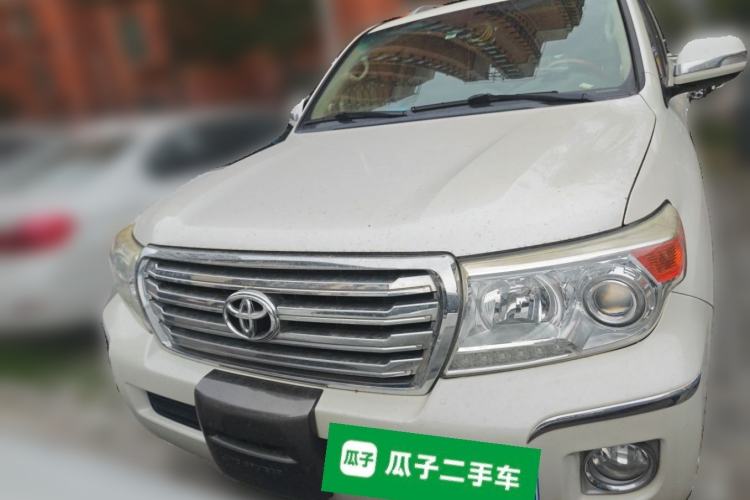 Used Toyota Land Cruiser  Front