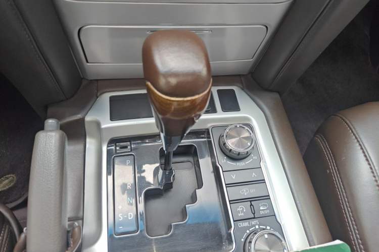 Used Toyota Land Cruiser  Gear Lever